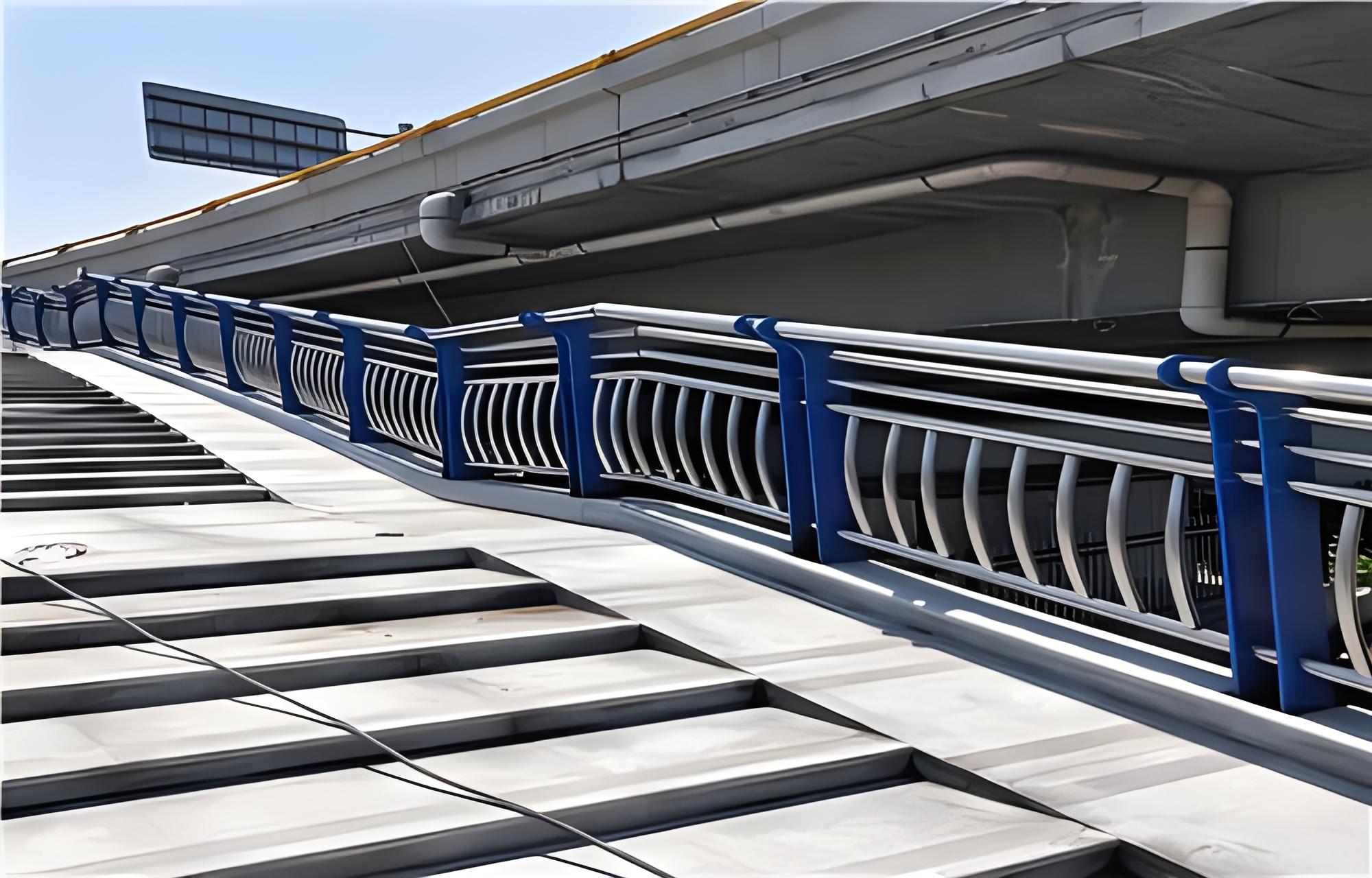 淮北不锈钢桥梁护栏维护方案：确保安全，延长使用寿命