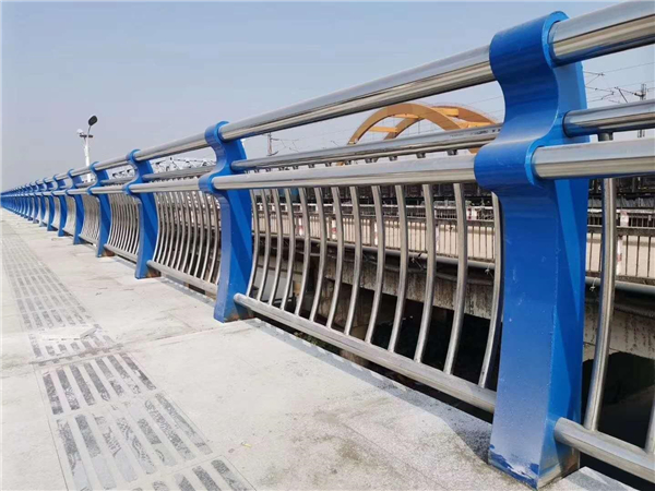 淮北304不锈钢复合管护栏的生产工艺揭秘